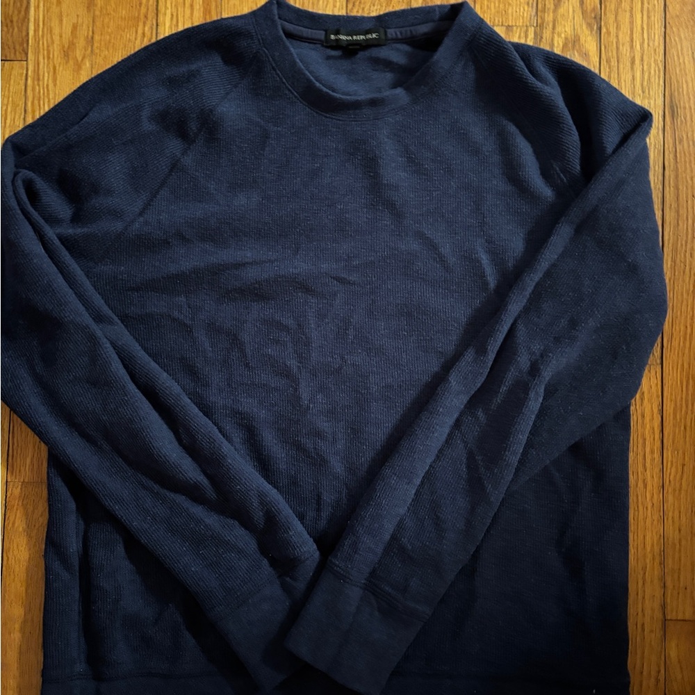 Men’s Banana Republic cotton waffle knit shirt - size M